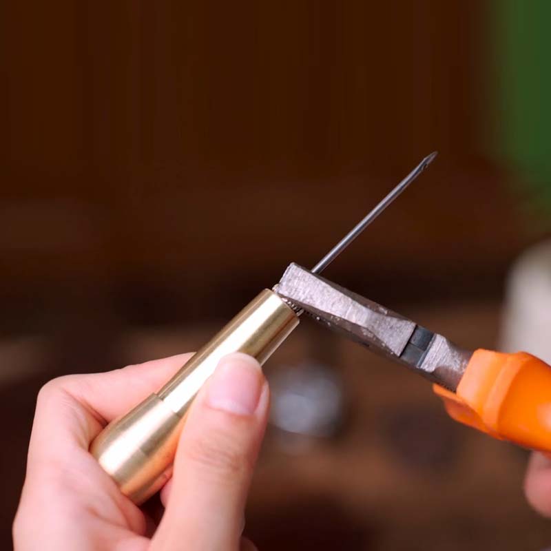 Nähahle für Reparaturen an Leder und festen Stoffen